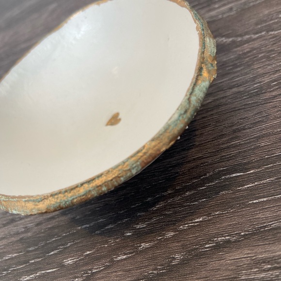 White and Gold Ring Dish - Picture 6 of 6